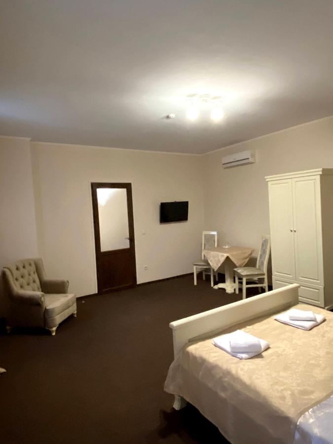 New Continent Hotell Bushtyno Eksteriør bilde
